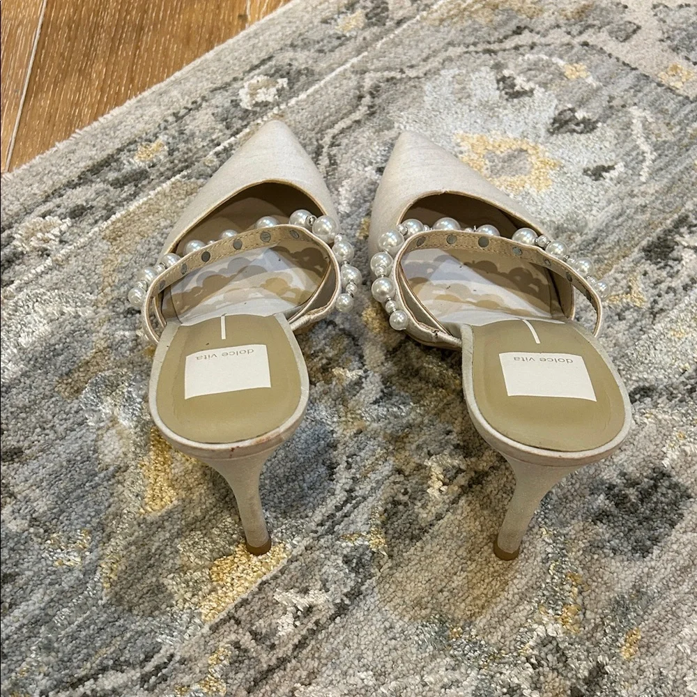 Dolce Vita Kanika Pearl Heels